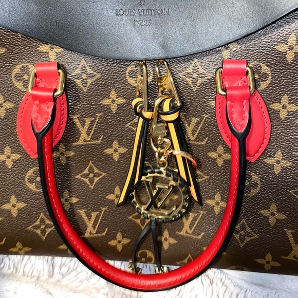 ❌ SOLD ❌ Authentic Louis Vuitton Tuileries - Picture 9 of 9